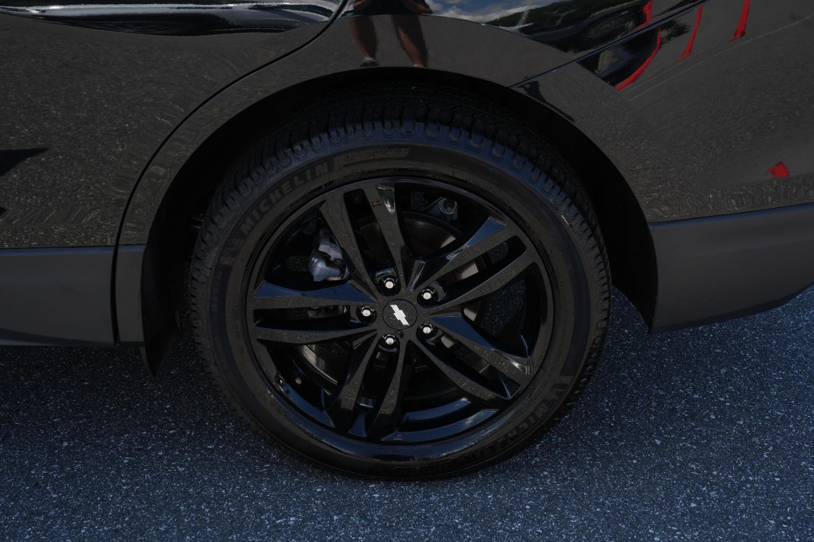 Used 2021 MOSAIC BLACK METALLIC Chevrolet LT image 39