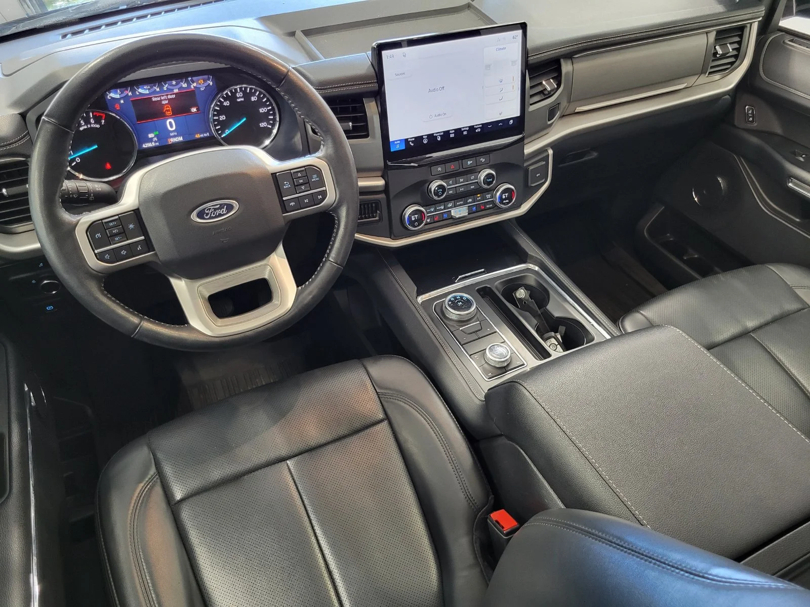 Used 2024 Gray Ford XLT image 25