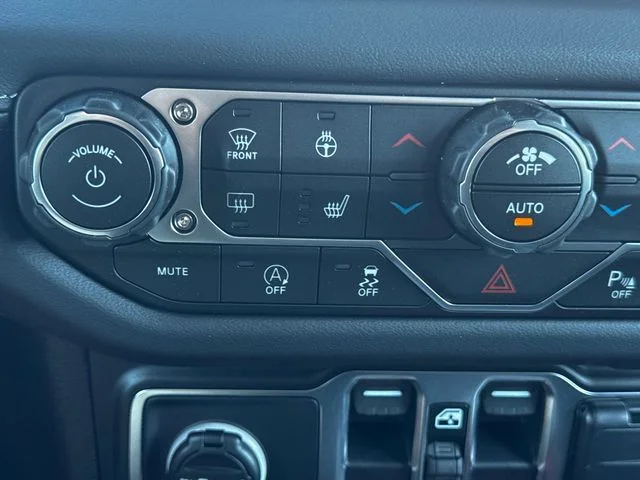 New 2026 Reign Exterior Paint Jeep Rubicon X image 37