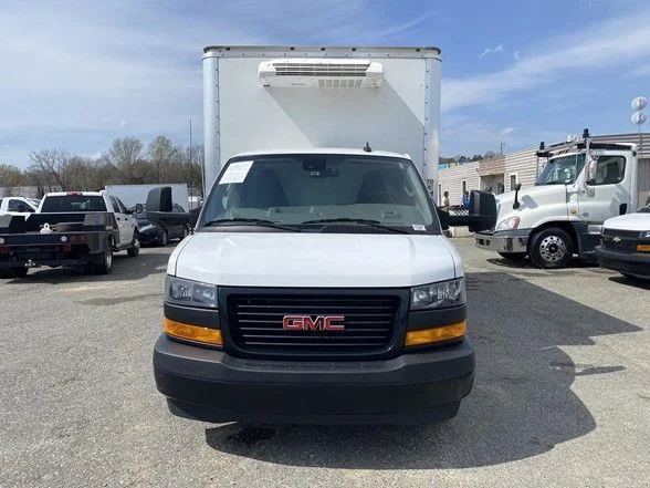 Used 2024 White GMC Work Van image 2