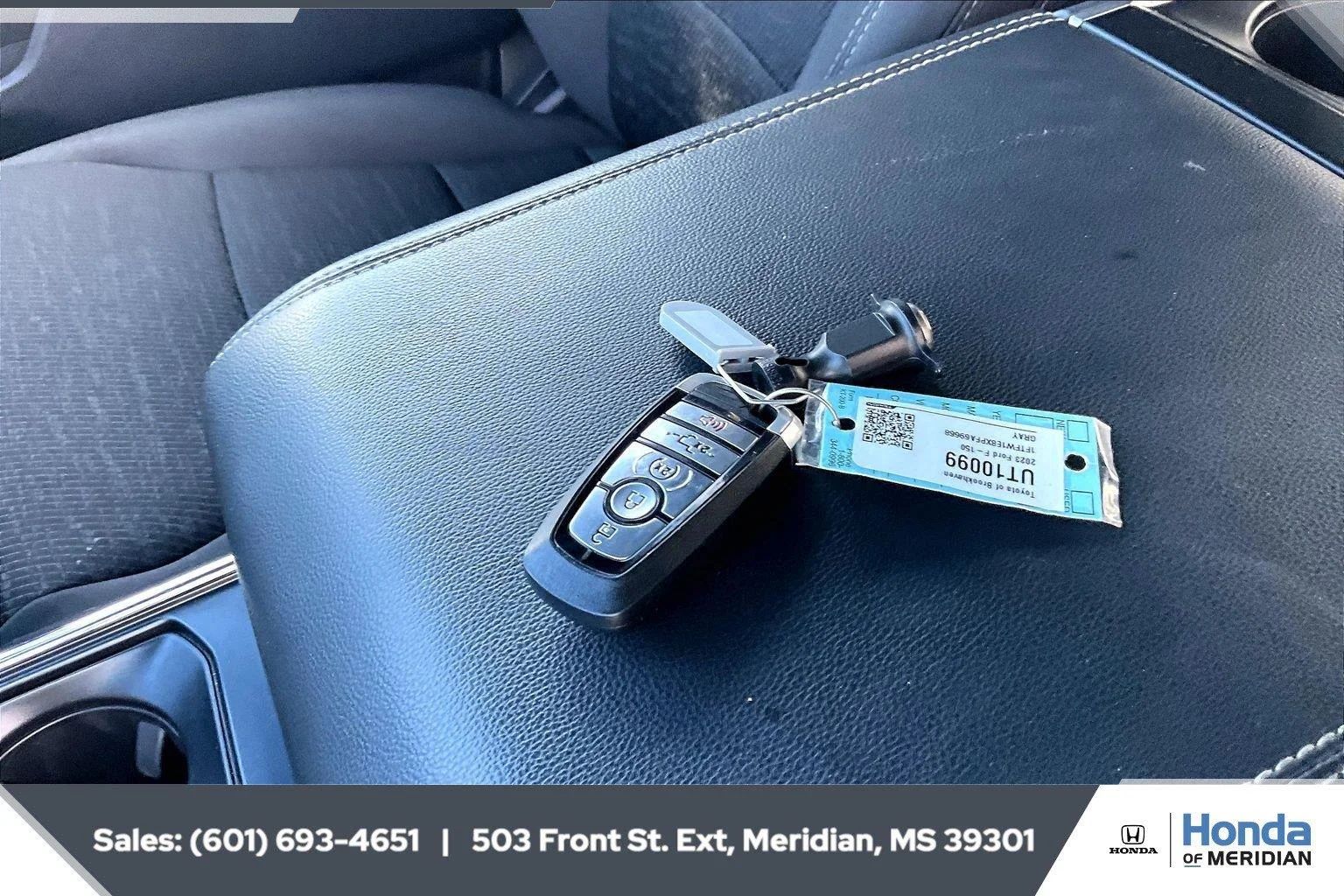 Used 2023 Carbonized Gray Ford XLT image 9
