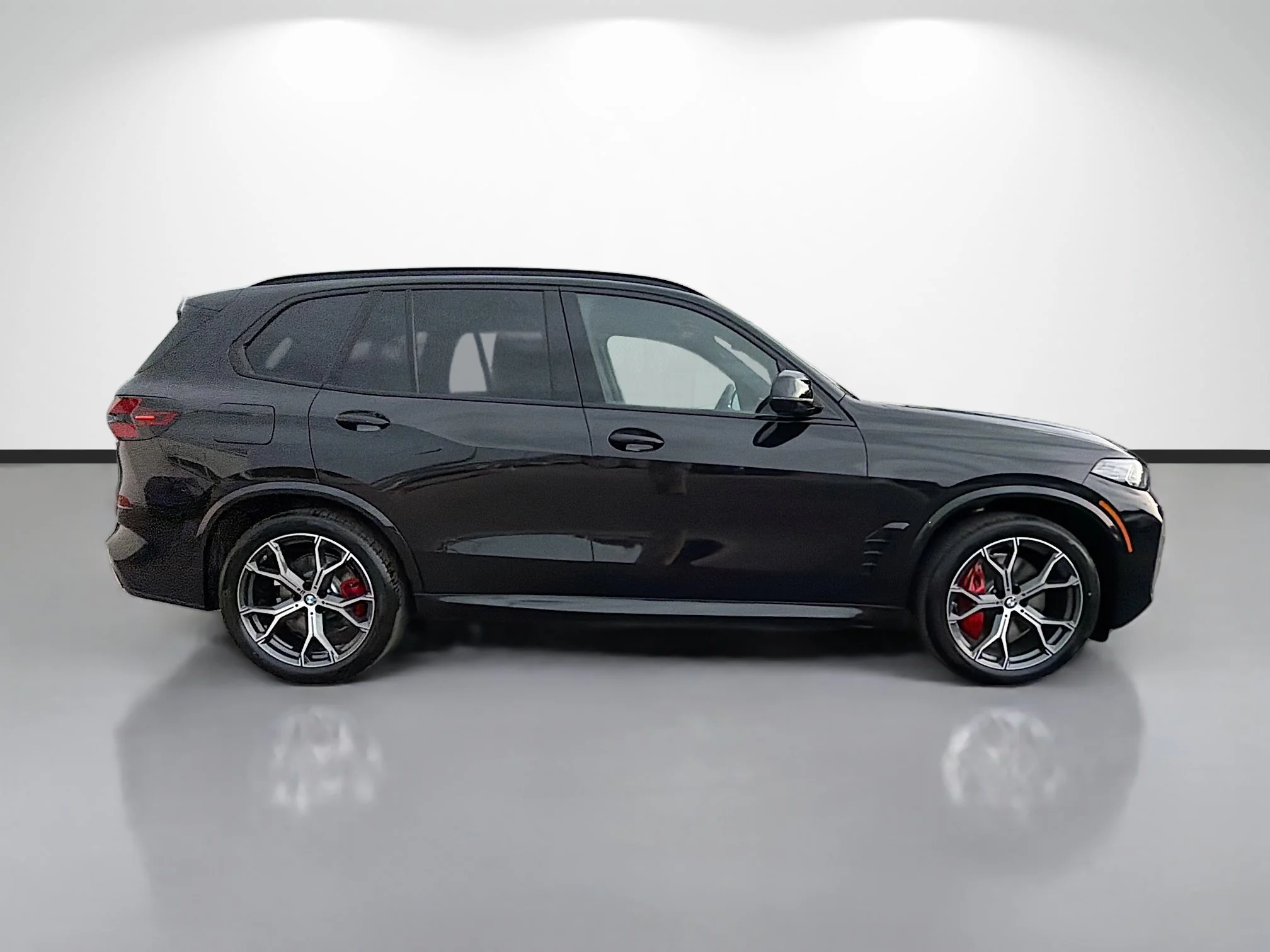 New 2026 Black Sapphire Metallic BMW xDrive40i image 2