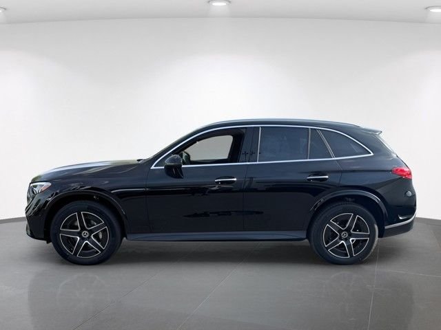 New 2026 Black Mercedes-Benz GLC 300 image 5