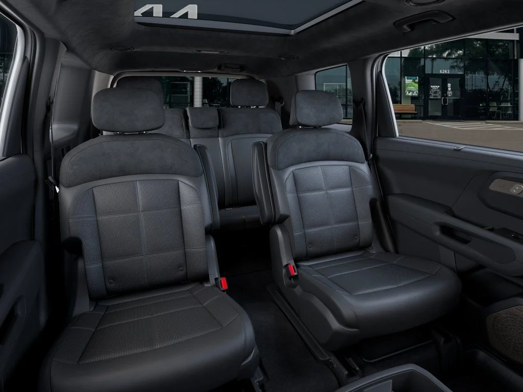 New 2027 Glacial White Pearl Kia SX-PRESTIGE image 17