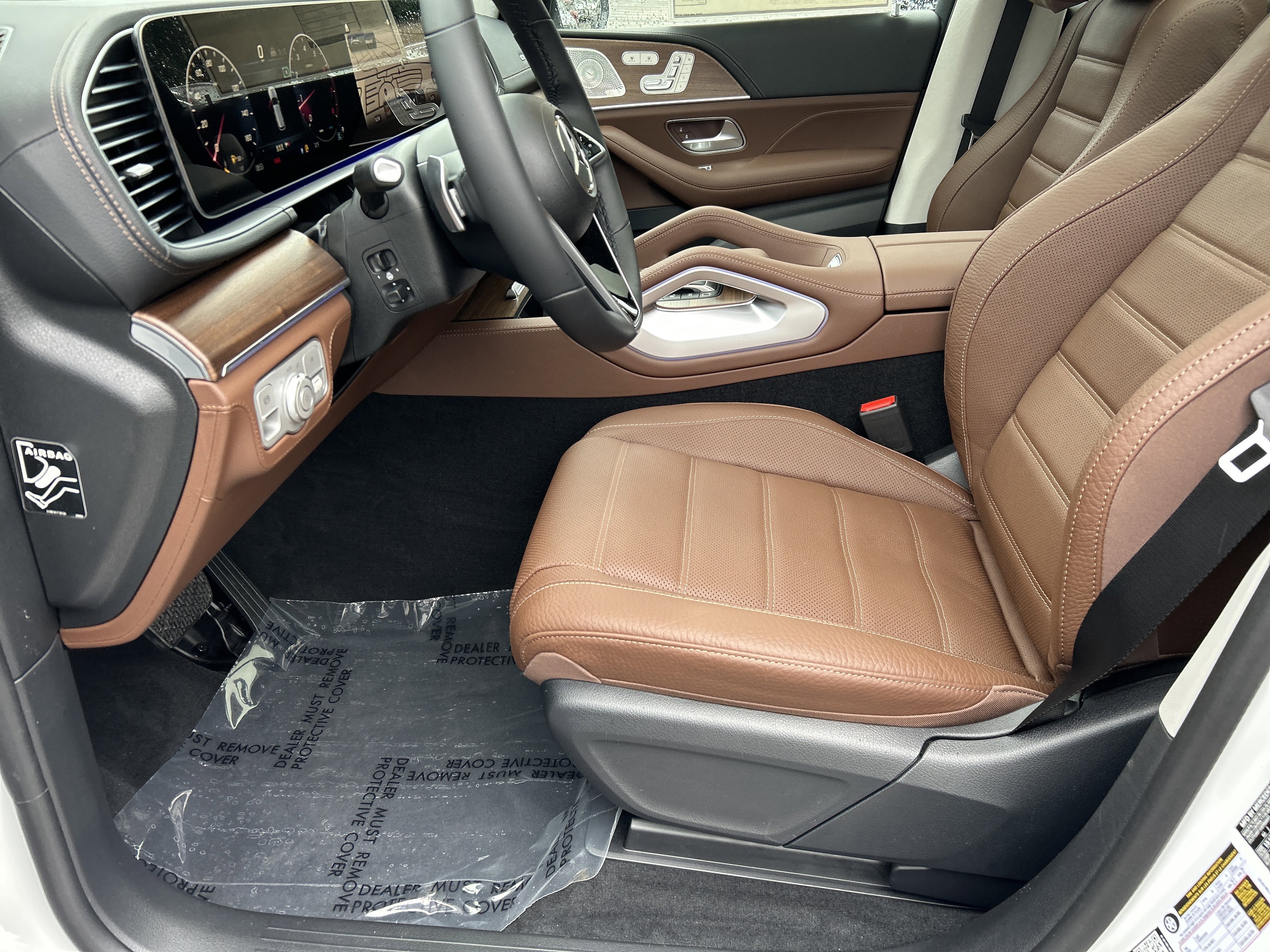 New 2026 MANUFAKTUR Moonlight White Metallic Mercedes-Benz GLE 450 4MATIC® SUV image 18
