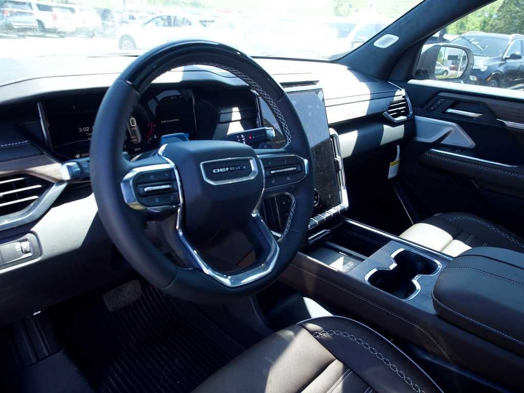 2026 GMC Acadia Denali Ultimate - Photo 12