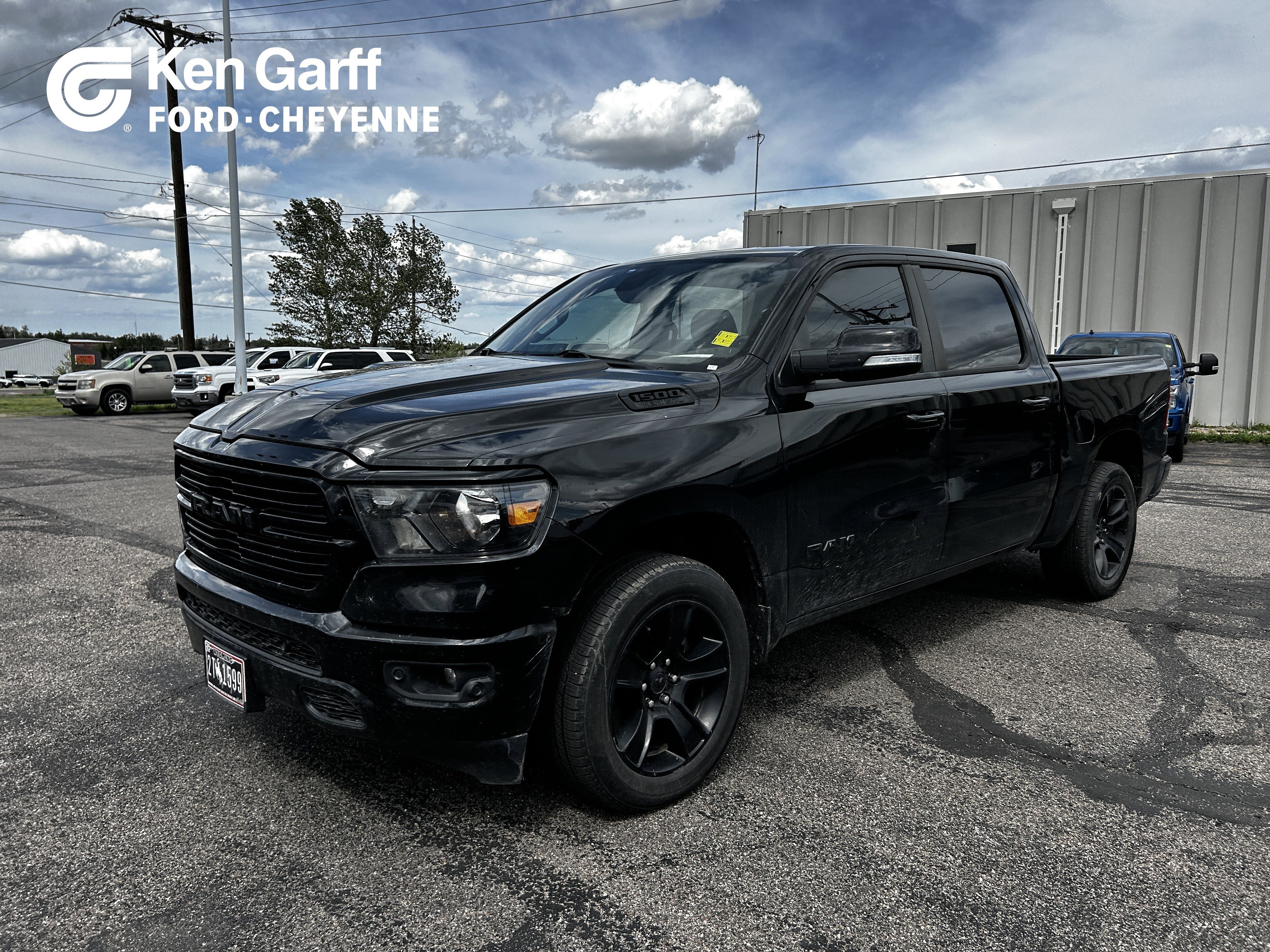 2020 RAM 1500 Big Horn/Lone Star 4x4 Crew Cab 5'7's photo