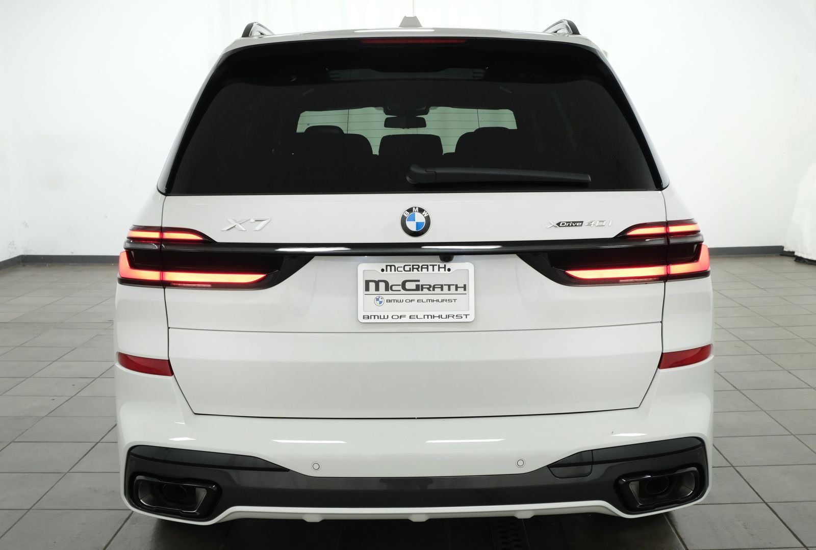 New 2027 Alpine White BMW xDrive40i image 5