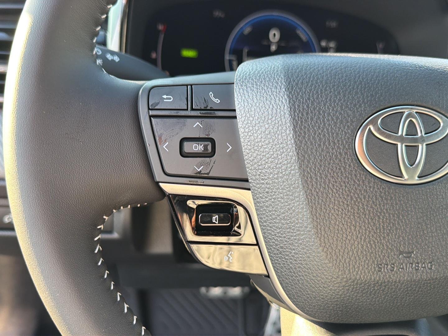 New 2026 Midnight Black Metallic Toyota SE image 21