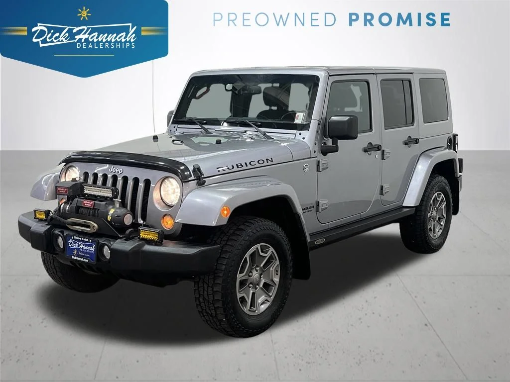 Used 2015 Silver Jeep Unlimited Rubicon image 1