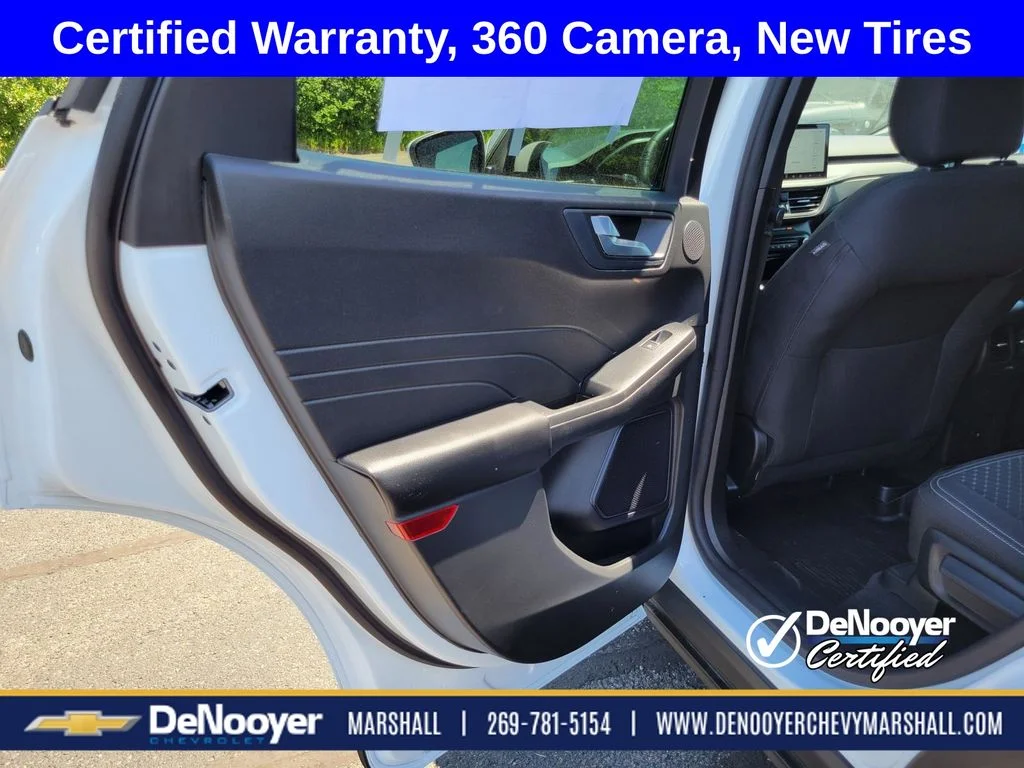 Used 2023 White Ford Active image 20