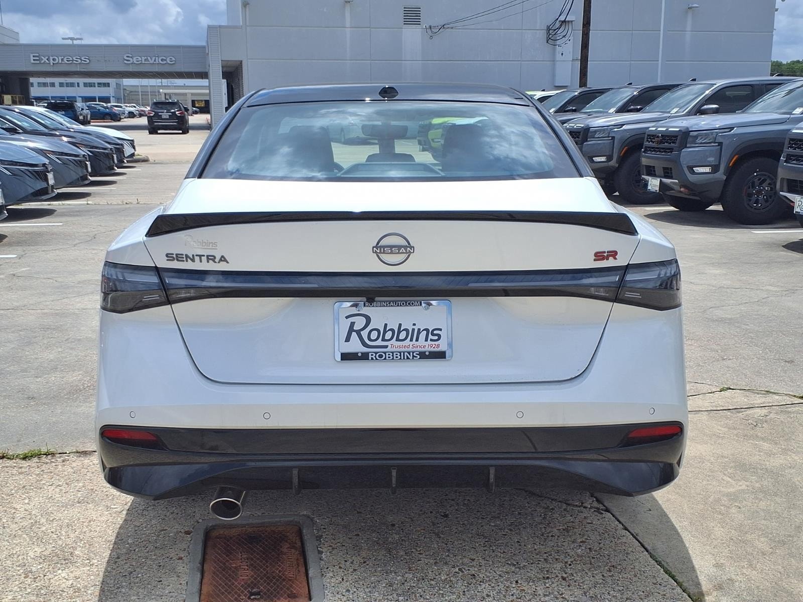 2026 Nissan Sentra SR White at Robbins Nissan