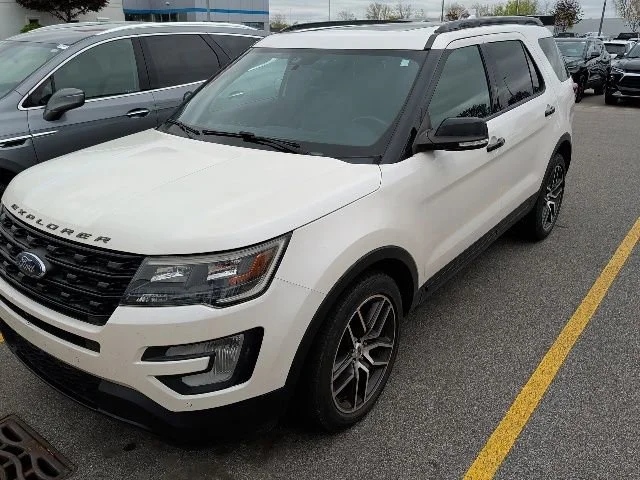 2016 Ford Explorer Sport 4WD's photo
