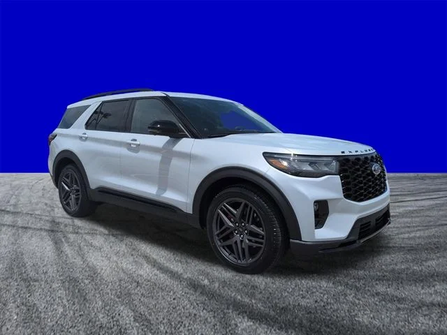 New 2026 Space White Metallic Ford ST image 2