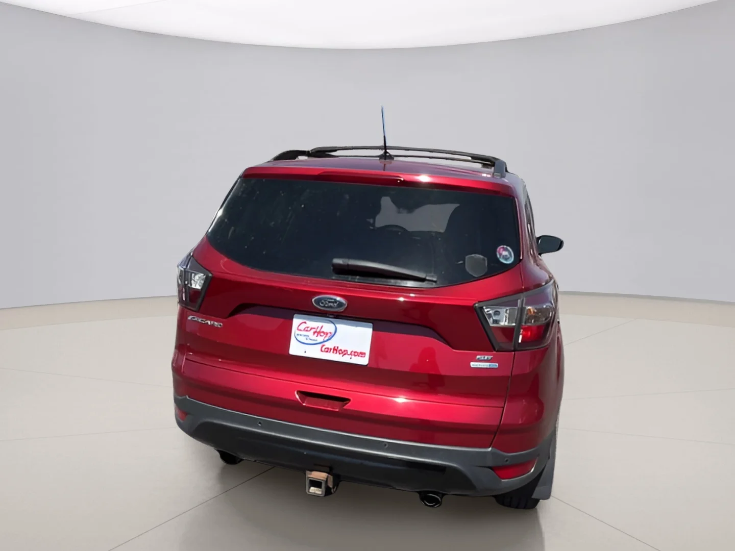 Used 2017 Red Ford SE 4WD image 4