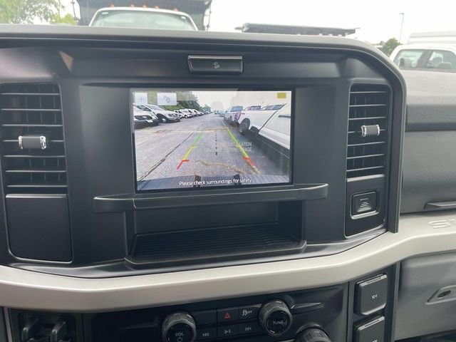 New 2026 Avalanche Ford F-350® XLT image 9