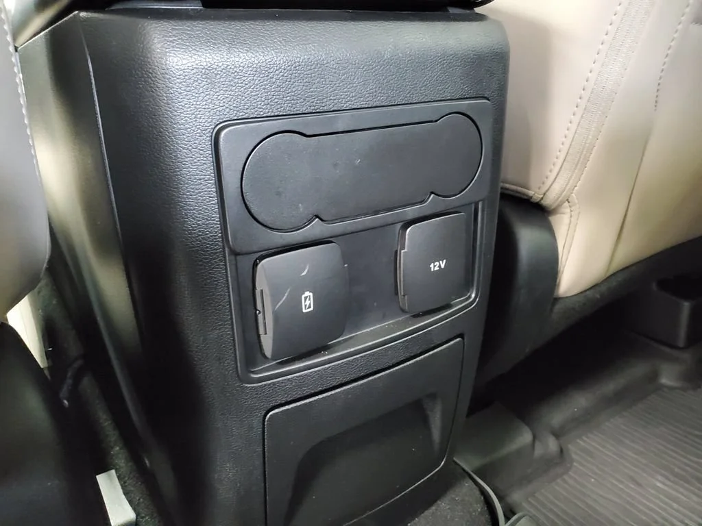 Used 2024 Black Ford XLT image 27