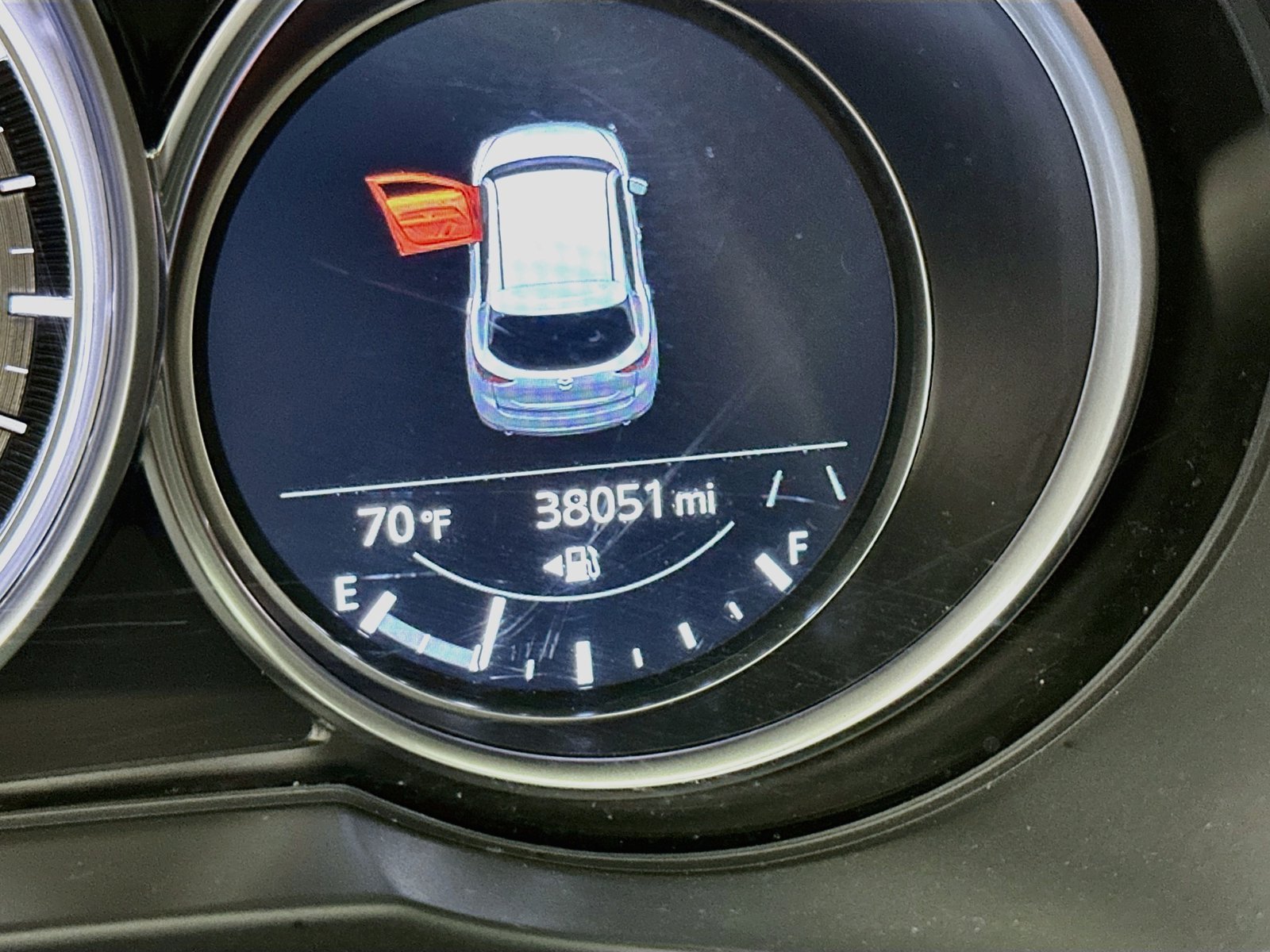 Used 2025 White Metallic Mazda 2.5 S Carbon Edition image 12