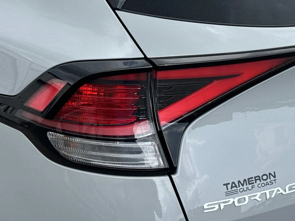 New 2025 Wolf Gray Kia SX image 11