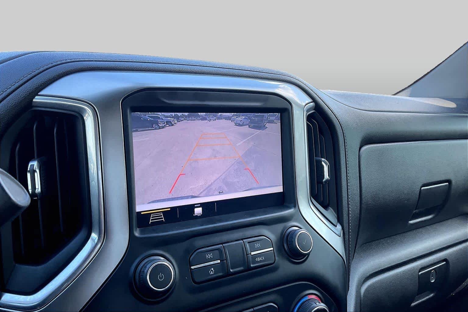 Used 2019 Summit White Chevrolet LT image 28
