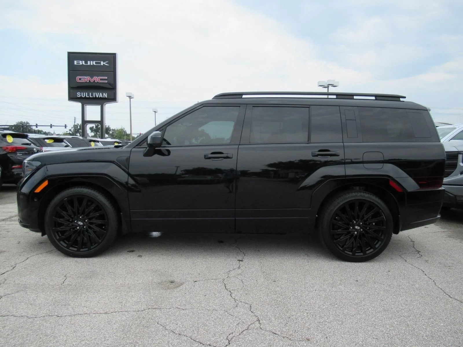 Used 2024 Black Hyundai Calligraphy image 4