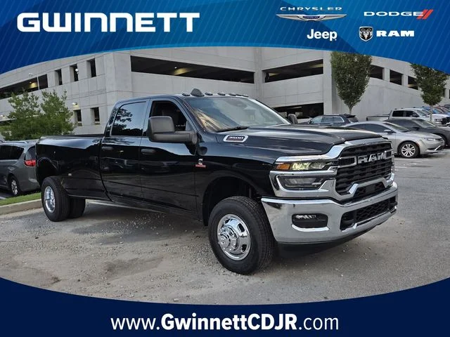 New 2026 Diamond Black Crystal Pearl-Coat Exterior Paint RAM Tradesman image 1