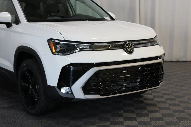 2025 Volkswagen Taos SEL - Photo 32