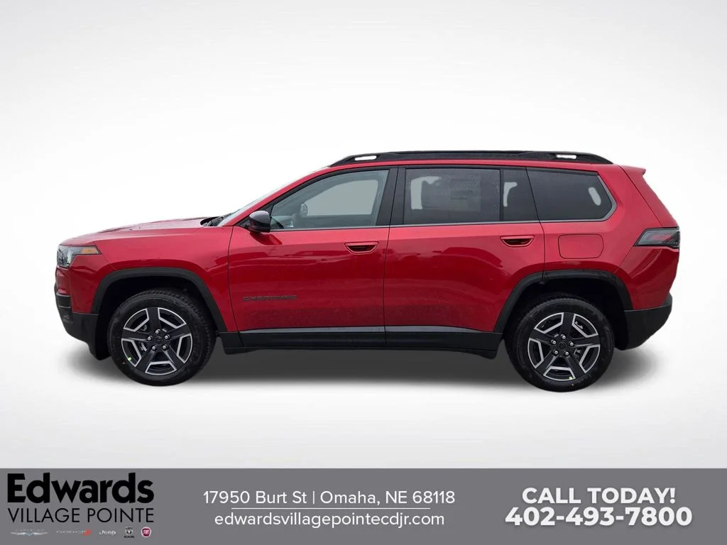 New 2026 Red Hot Pearl-Coat Exterior Paint Jeep Limited image 6