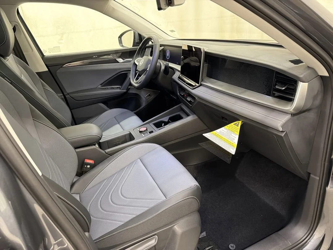 New 2026 Platinum Gray Metallic Volkswagen SE image 15