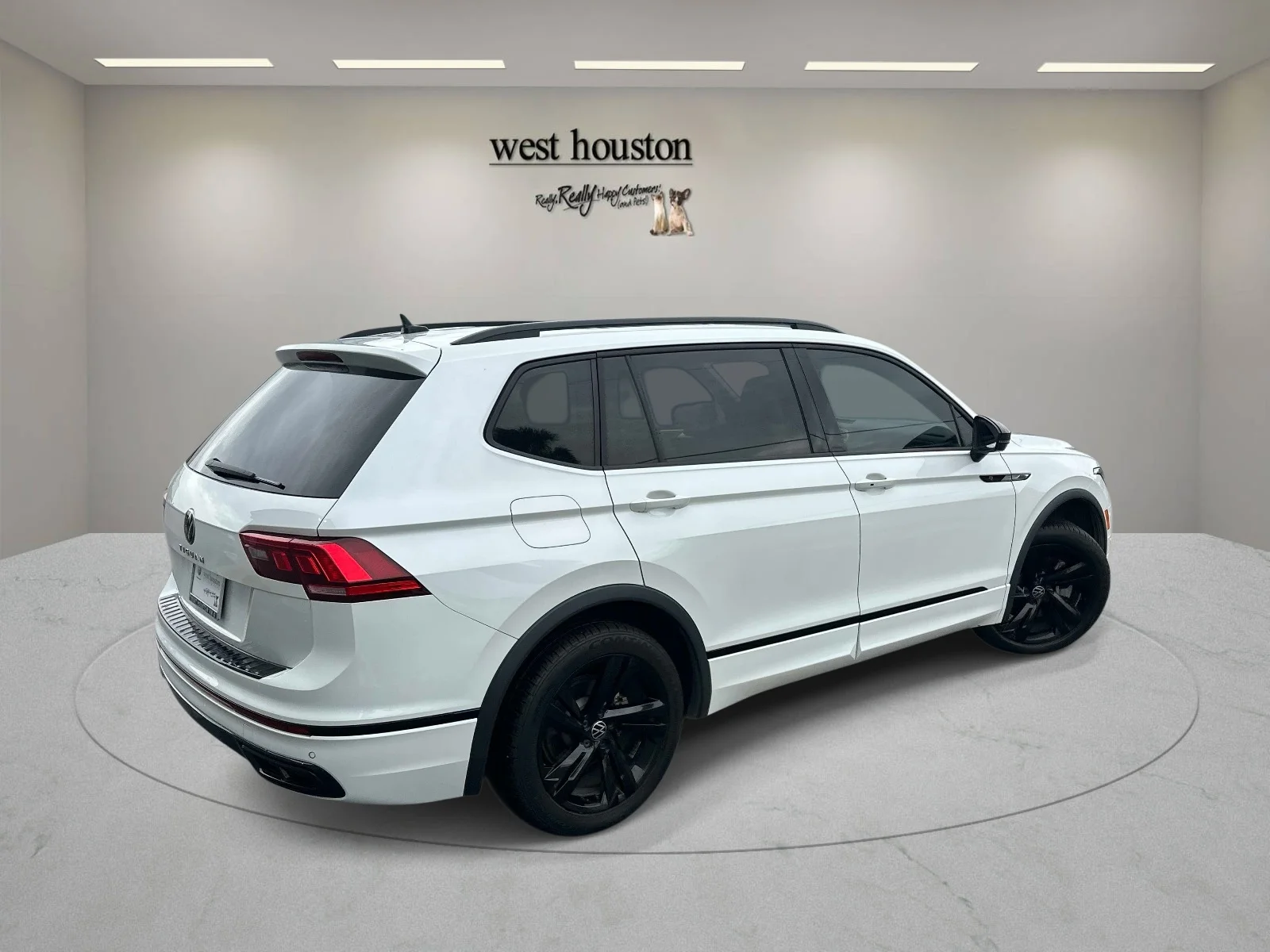 Certified Used 2024 White Volkswagen SE R-Line Black image 5