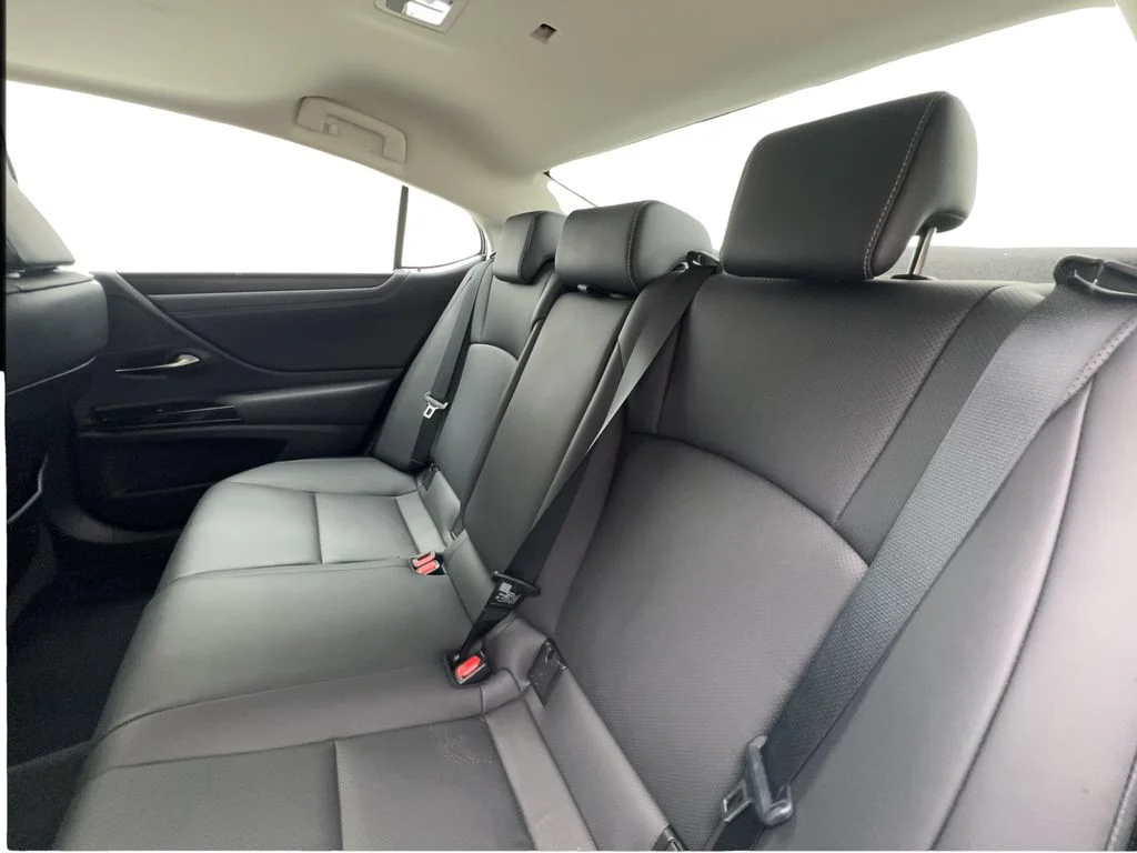 Used 2023 Black Lexus 350 image 26