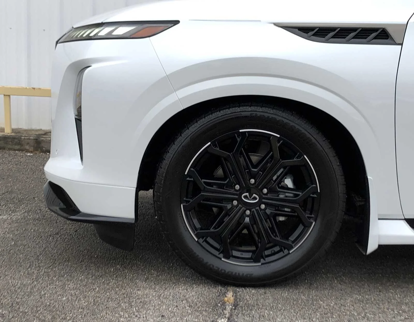 New 2026 RADIANT WHITE INFINITI Sport 4WD image 10