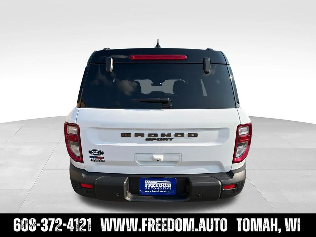 New 2026 White Ford Big Bend image 4
