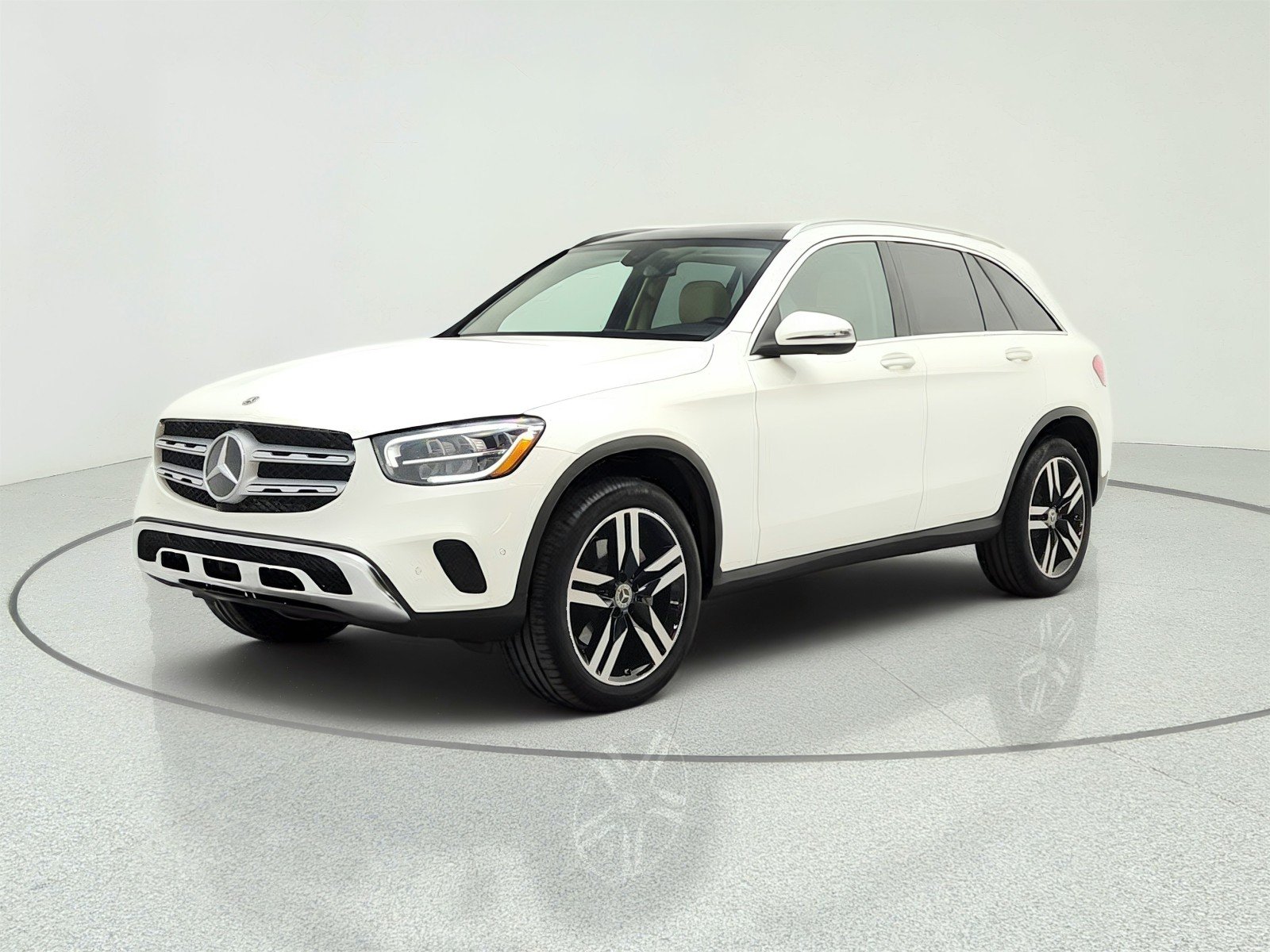Used 2021 designo Diamond White Metallic Mercedes-Benz GLC 300 SUV image 1