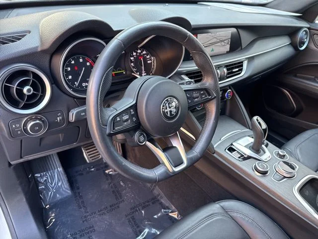 Used 2023 White Alfa Romeo Ti image 13