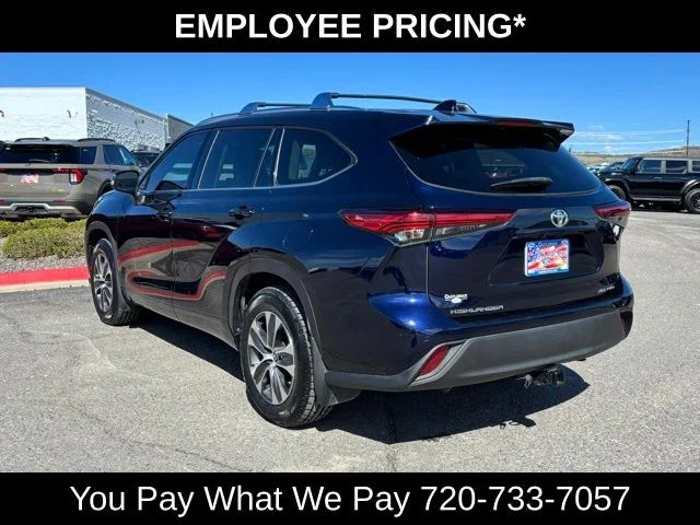 Used 2020 Blue Toyota XLE image 3