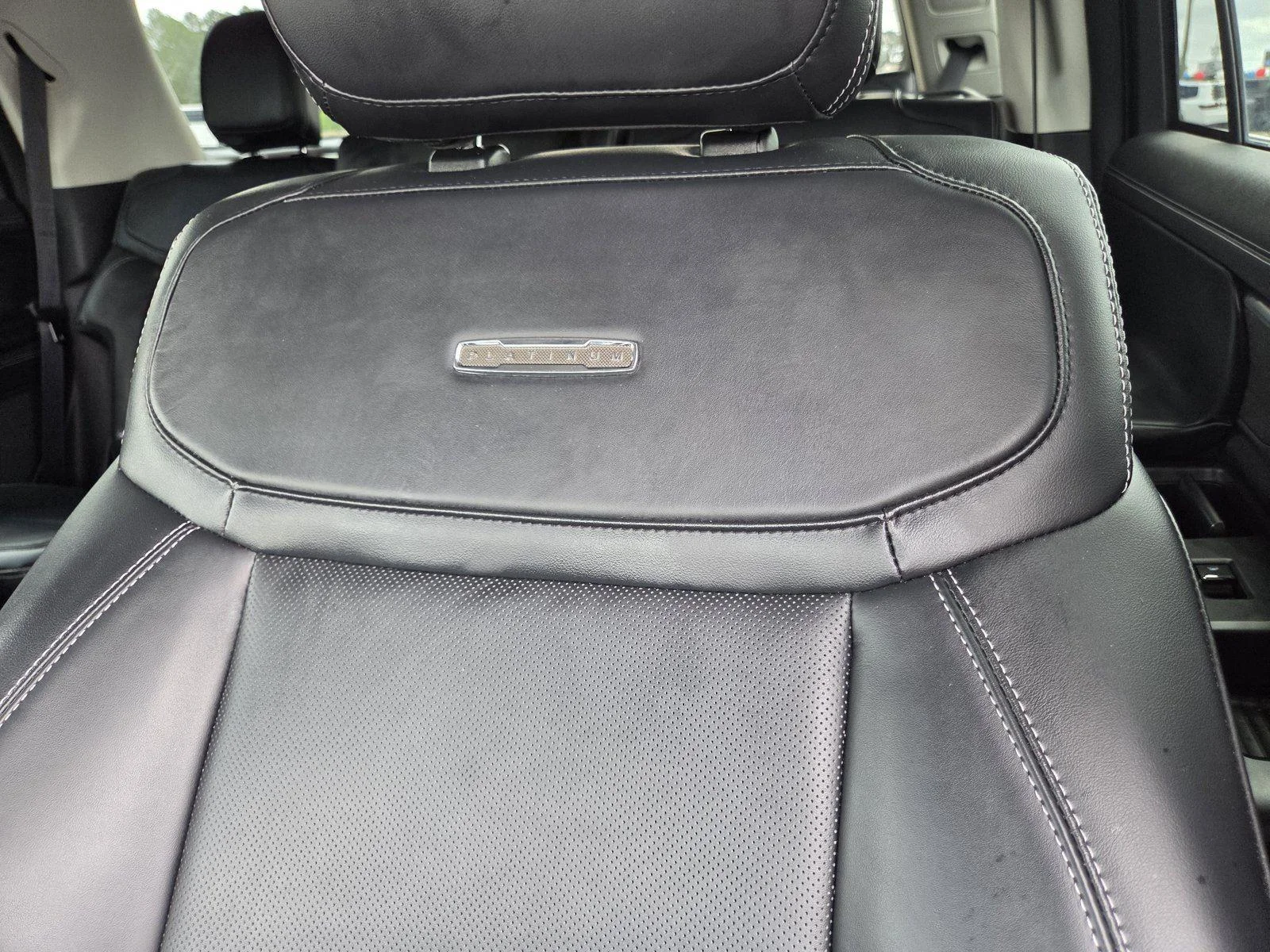 Used 2025 Stone Blue Ford Platinum image 18