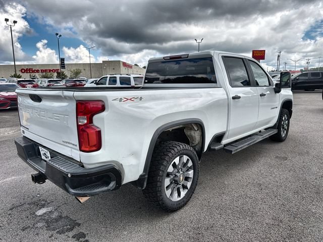 Used 2021 SUMMIT WHITE Chevrolet Custom image 11