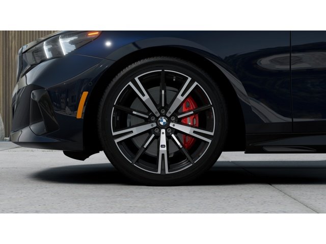 New 2027 Carbon Black Metallic BMW 530i image 7