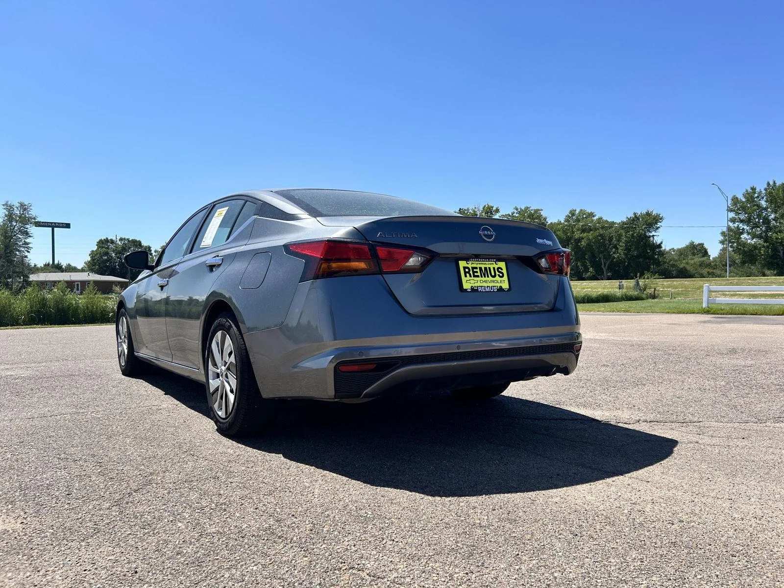 Used 2023 Gray Nissan 2.5 S image 5