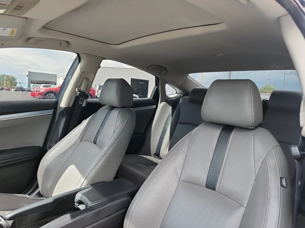 Used 2018 Modern Steel Metallic Honda EX-L image 18