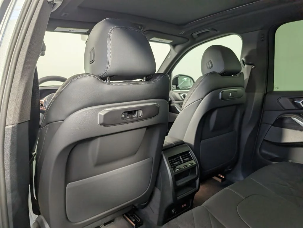 New 2026 Skyscraper Grey Metallic BMW xDrive50e image 14