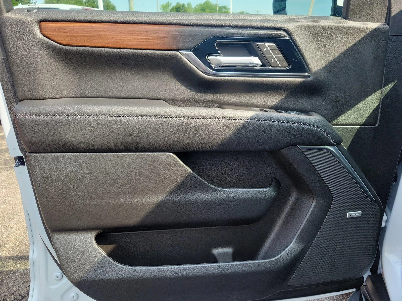 2026 GMC Yukon Denali - Photo 19