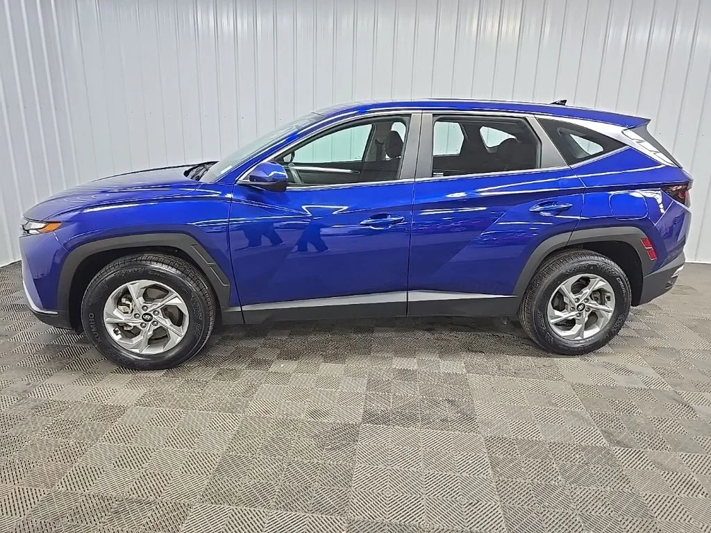 Used 2024 Intense Blue Hyundai SE image 6