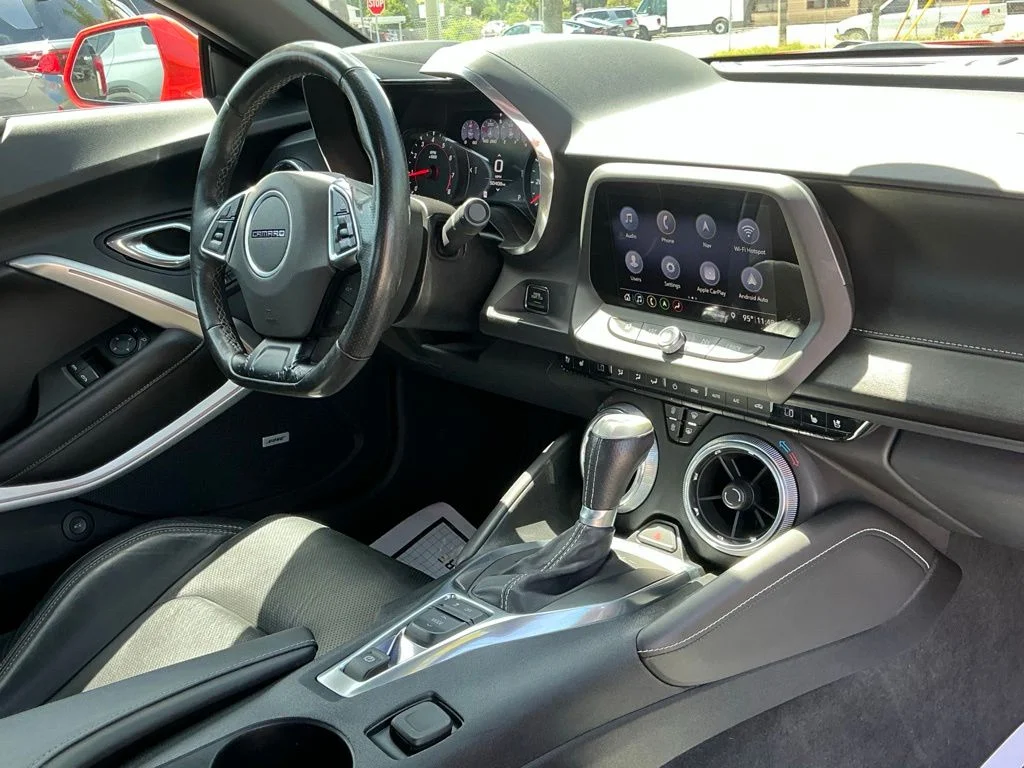 Used 2019 Orange Chevrolet 3LT image 20