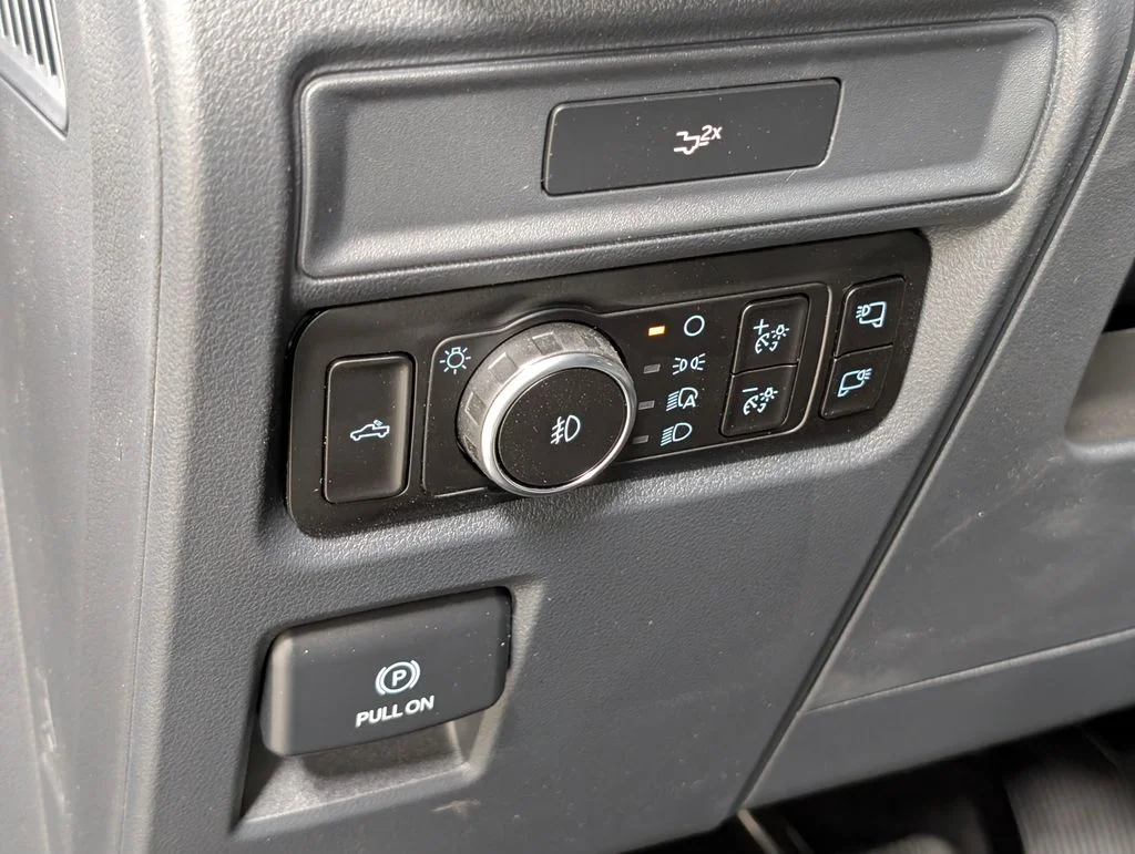 New 2026 Avalanche Ford XLT image 13