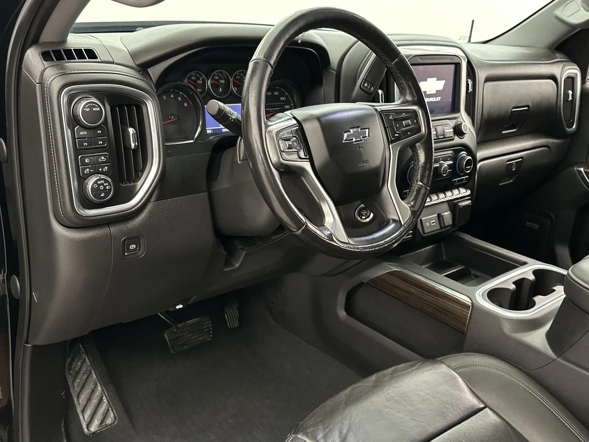 Used 2021 Black Chevrolet LT Trail Boss image 7