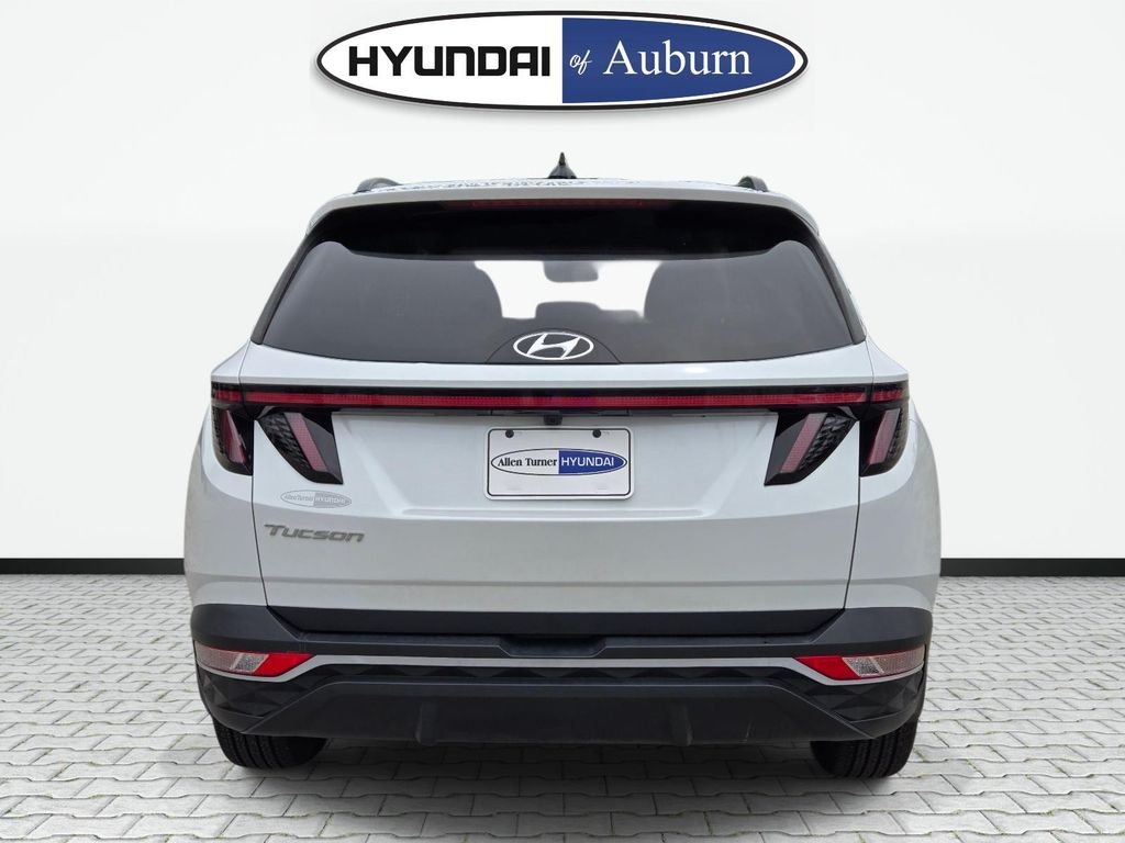 Used 2022 Gray Hyundai SEL image 6