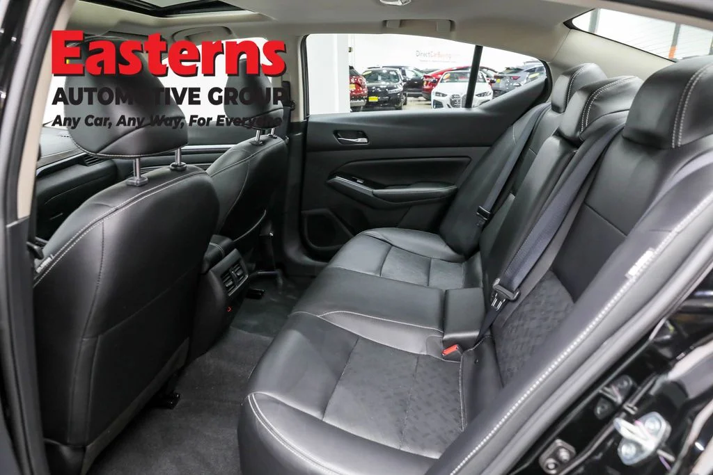 Used 2023 Black Nissan 2.5 SL image 21