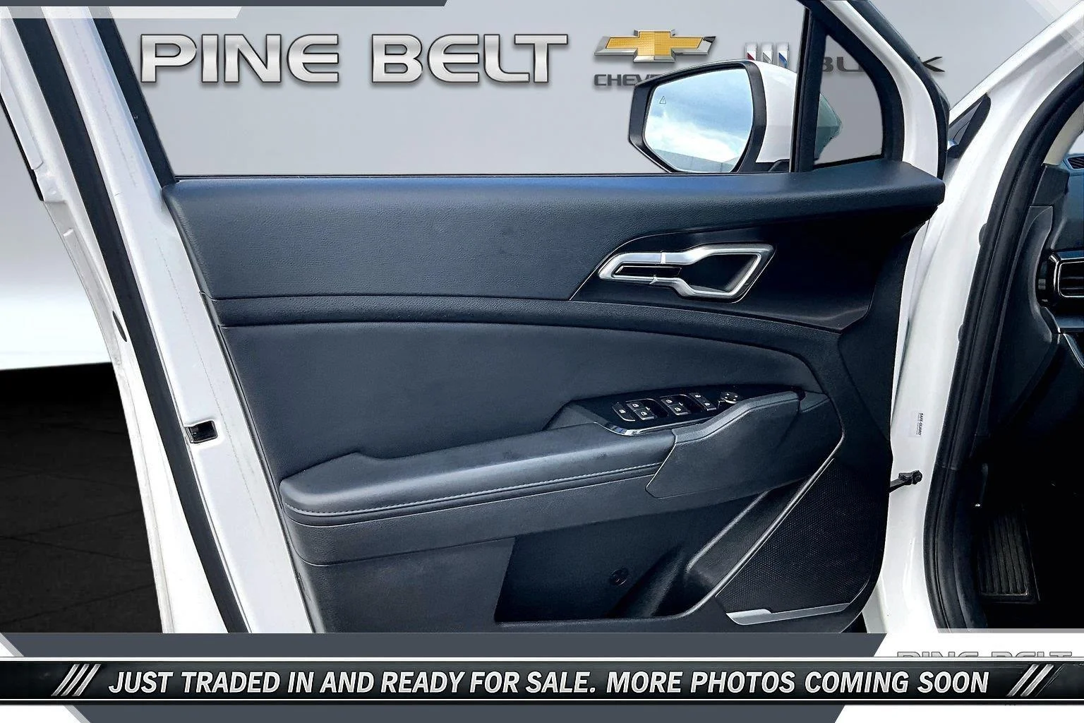 Used 2023 Glacial White Pearl Kia EX image 17